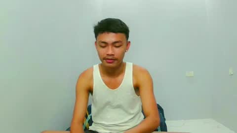 Snapshot of callmebabyceejay_ chatting on 04/05/26, 12:57 Ceejay online show from 04/05/26, 12:57
