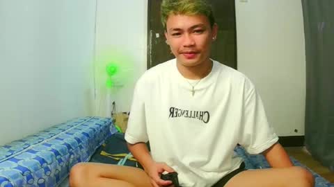 Snapshot of callmebabyceejay_ chatting on 04/26/26, 12:47 Ceejay online show from 04/26/26, 12:47