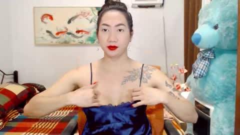 callmequeen888 online show from 11/02/25, 02:47