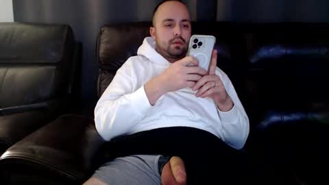 Snapshot of callmethe1 chatting on 01/01/25, 09:07 DesertBoy2023 online show from 01/01/25, 09:07