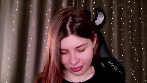 Snapshot of callmetori chatting on 01/19/26, 03:05 Frida online show from 01/19/26, 03:05