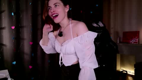 Snapshot of callmetori chatting on 02/17/26, 11:07 Frida online show from 02/17/26, 11:07