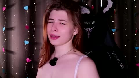 Snapshot of callmetori chatting on 03/16/26, 10:19 Frida online show from 03/16/26, 10:19