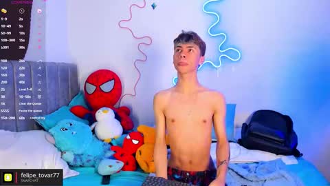 Snapshot of callum_77 chatting on 10/15/25, 08:14 CALLUM online show from 10/15/25, 08:14