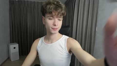 Hey I am Calvin  online show from 11/27/25, 02:19