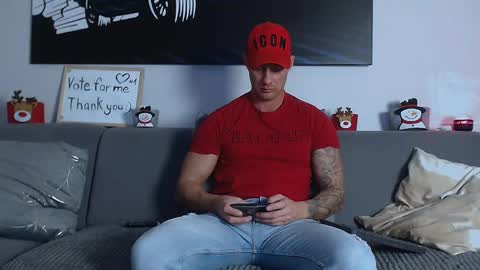 Calvin  online show from 12/23/24, 09:40