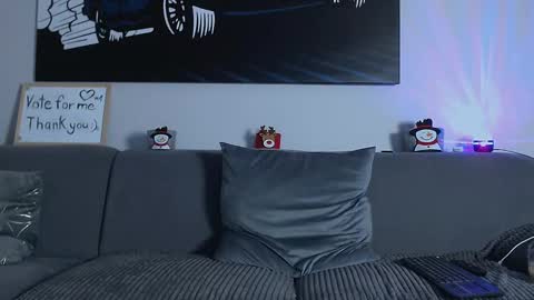 Calvin  online show from 12/31/24, 06:27