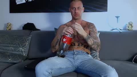 Calvin  online show from 01/20/25, 12:57