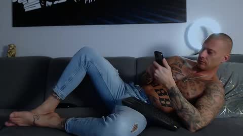 Calvin  online show from 01/20/25, 10:04