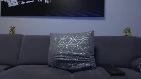 Calvin  online show from 02/06/25, 10:10