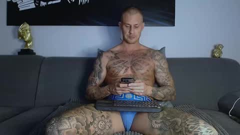 Calvin  online show from 03/05/25, 08:21