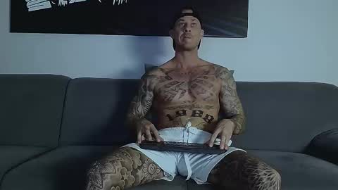 Calvin  online show from 09/16/25, 12:00