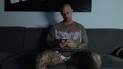 Calvin  online show from 09/29/25, 09:08