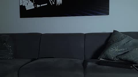 Calvin  online show from 10/01/25, 08:48