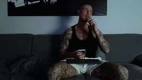 Calvin  online show from 10/24/25, 10:28