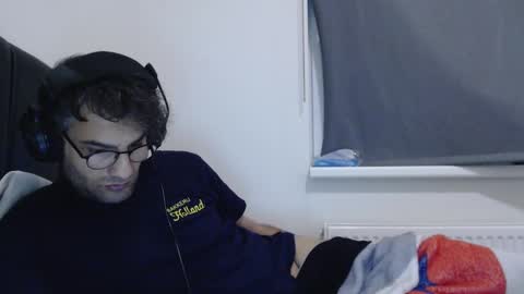 Calvinjohnlad online show from 12/15/24, 05:31