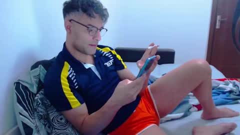 Calvinjohnlad online show from 01/05/25, 04:27