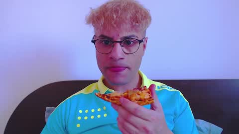 Calvinjohnlad online show from 01/23/25, 12:41