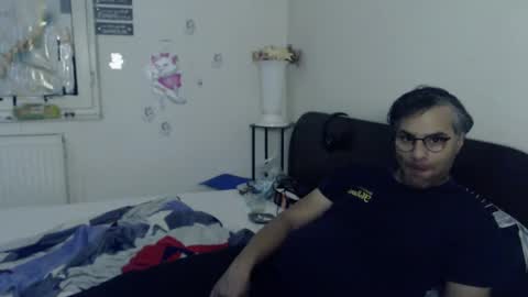 Calvinjohnlad online show from 11/22/25, 06:07