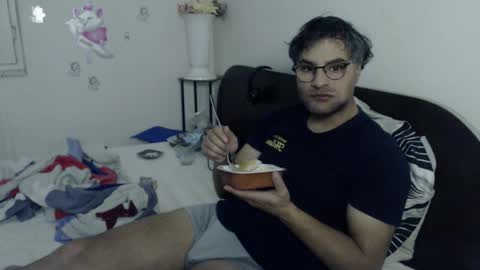 Calvinjohnlad online show from 11/23/25, 05:13