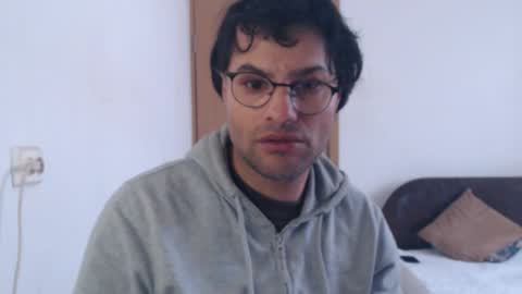 Snapshot of calvinjohnlad chatting on 02/05/26, 10:42 Calvinjohnlad online show from 02/05/26, 10:42