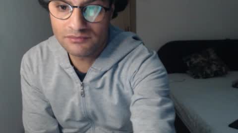 Snapshot of calvinjohnlad chatting on 02/10/26, 04:11 Calvinjohnlad online show from 02/10/26, 04:11