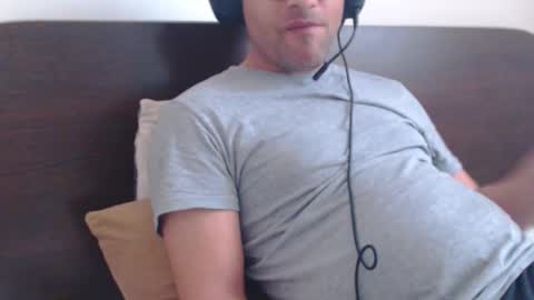 Snapshot of calvinjohnlad chatting on 03/16/26, 02:21 Calvinjohnlad online show from 03/16/26, 02:21