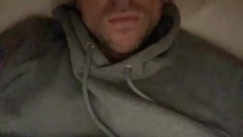 Snapshot of calvinzz chatting on 01/02/25, 04:46 calvinzz online show from 01/02/25, 04:46