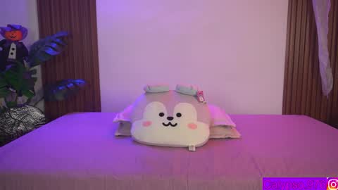 Calypso and Kayla online show from 10/18/25, 12:13