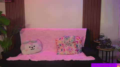 Snapshot of calypso_and_ge1 chatting on 04/19/26, 02:11 Calypso and Kayla online show from 04/19/26, 02:11