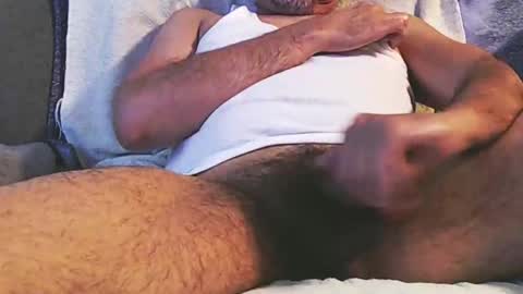 Snapshot of cam2cum2watch chatting on 03/29/26, 02:00 cam2cum2watch online show from 03/29/26, 02:00
