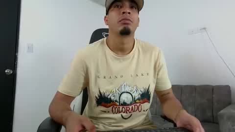 cam_xman online show from 04/17/26, 12:52