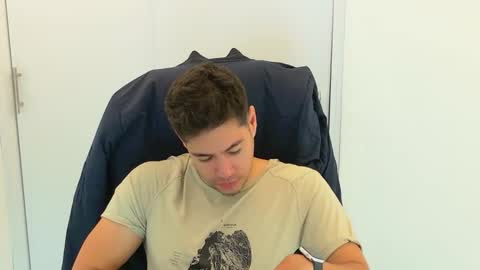 Snapshot of camara110 chatting on 11/19/25, 11:49 camara110 online show from 11/19/25, 11:49