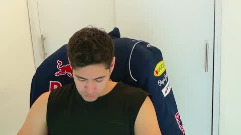 Snapshot of camara110 chatting on 12/02/25, 06:14 camara110 online show from 12/02/25, 06:14