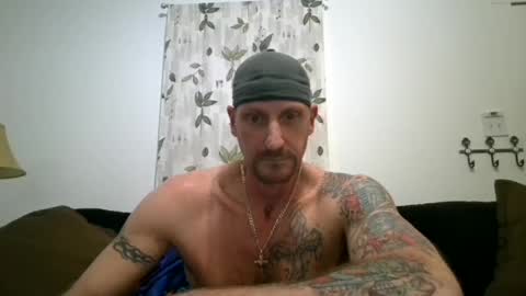 Snapshot of camaro383ci1994 chatting on 01/14/25, 04:47 Chillaxin lets talk online show from 01/14/25, 04:47