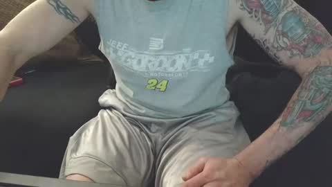 Snapshot of camaro383ci1994 chatting on 01/27/25, 12:33 Chillaxin lets talk online show from 01/27/25, 12:33