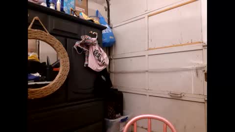 Snapshot of camdenwest chatting on 10/03/25, 01:24 Camden online show from 10/03/25, 01:24