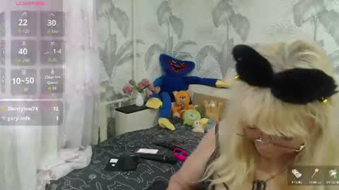 Snapshot of camdiva1 chatting on 06/30/26, 10:05 CamDiva1 online show from 06/30/26, 10:05