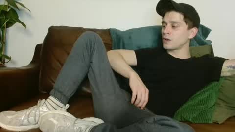 Snapshot of camdoattitude chatting on 12/29/24, 10:14 CamDoAttitude online show from 12/29/24, 10:14