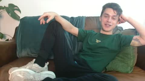 Snapshot of camdoattitude chatting on 01/02/25, 12:35 CamDoAttitude online show from 01/02/25, 12:35