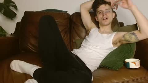 Snapshot of camdoattitude chatting on 02/09/25, 01:03 CamDoAttitude online show from 02/09/25, 01:03