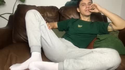 Snapshot of camdoattitude chatting on 11/13/25, 01:21 CamDoAttitude online show from 11/13/25, 01:21