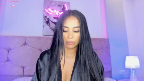 Snapshot of cameliaa_smiith chatting on 12/06/24, 06:04 Camelia Smith online show from 12/06/24, 06:04