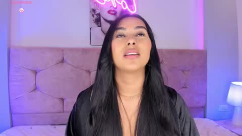 Snapshot of cameliaa_smiith chatting on 12/11/24, 04:49 Camelia Smith online show from 12/11/24, 04:49