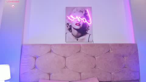 Snapshot of cameliaa_smiith chatting on 12/20/24, 05:57 Camelia Smith online show from 12/20/24, 05:57