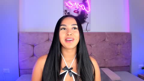 Snapshot of cameliaa_smiith chatting on 01/26/25, 03:48 Camelia Smith online show from 01/26/25, 03:48