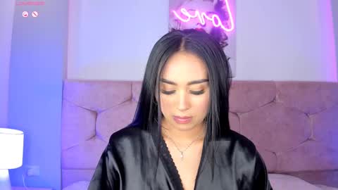 Snapshot of cameliaa_smiith chatting on 02/13/25, 08:38 Camelia Smith online show from 02/13/25, 08:38