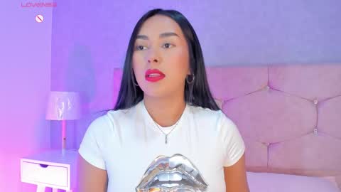 Snapshot of cameliaa_smiith chatting on 09/13/25, 04:01 Camelia Smith online show from 09/13/25, 04:01