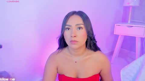 Snapshot of cameliaa_smiith chatting on 11/02/25, 03:31 Camelia Smith online show from 11/02/25, 03:31