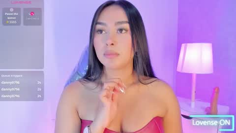 Snapshot of cameliaa_smiith chatting on 12/05/25, 03:26 Camelia Smith online show from 12/05/25, 03:26